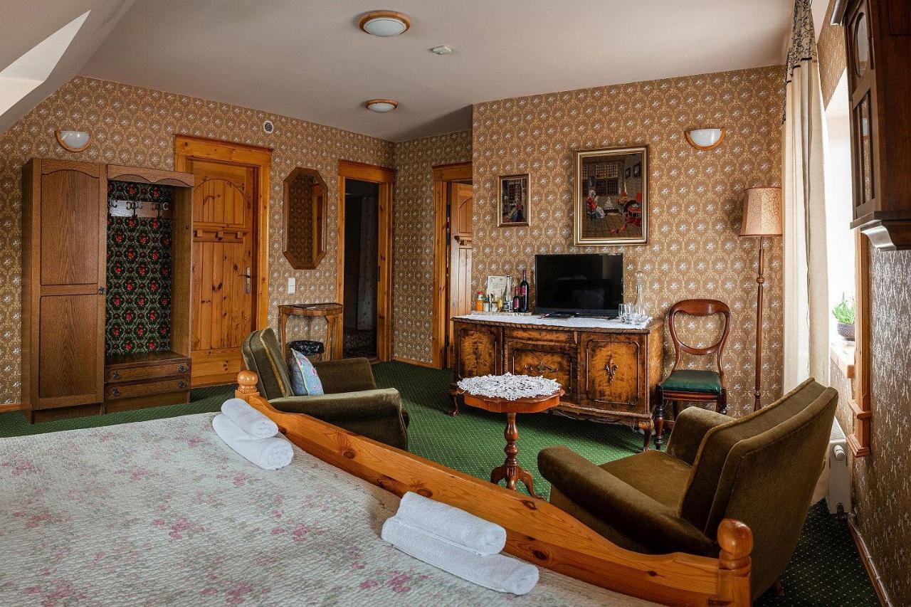 Pakruojis Manor Hotel Miller'S House Экстерьер фото